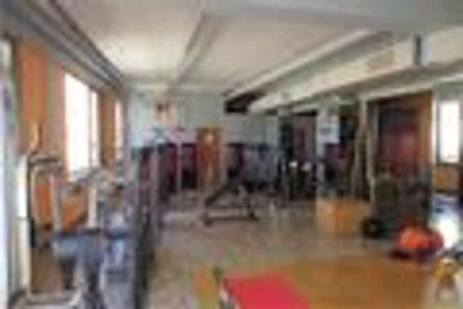 #5069 Locale commerciale (palestra) al piano primo in vendita - foto 2
