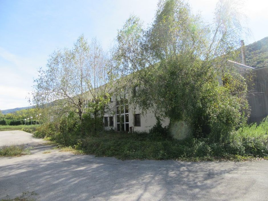 #5083 Stabilimento industriale con area di pertinenza in vendita - foto 5