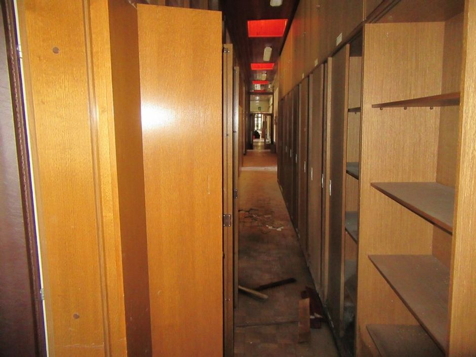 #5083 Stabilimento industriale con area di pertinenza in vendita - foto 18