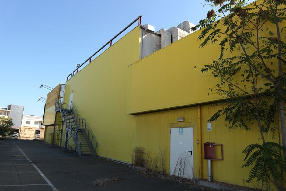 #5091 Capannone commerciale con sala mostra ed uffici in vendita - foto 3
