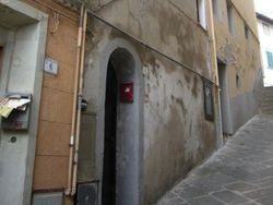 Earth sky dwelling in the historic center - Lote 5163 (Subasta 5163)