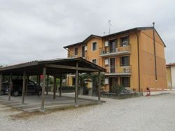 Apartment with furniture and parking space - Lote 5638 (Subasta 5638)