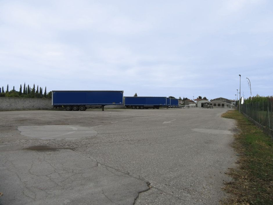 #5671 Capannone artigianale-industriale con uffici e terreni in vendita - foto 12