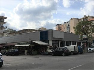 Immobili commerciali in vendita