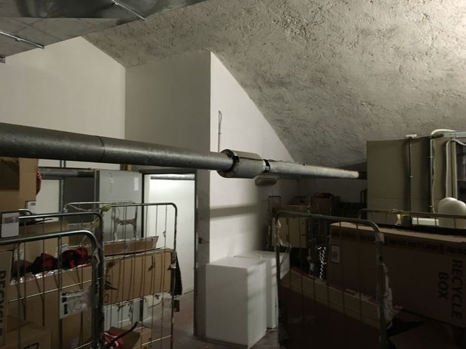 #5677 Fabbricato commerciale con autorimessa in vendita - foto 8