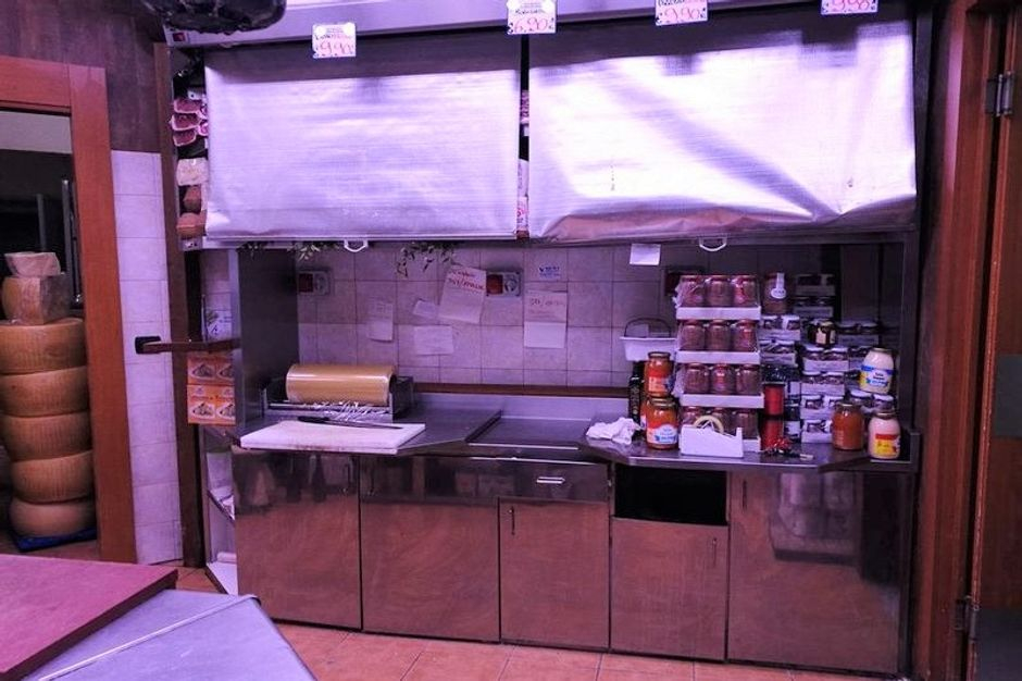 #5736 Cessione azienda dedita al commercio di prodotti alimentari in vendita - foto 8