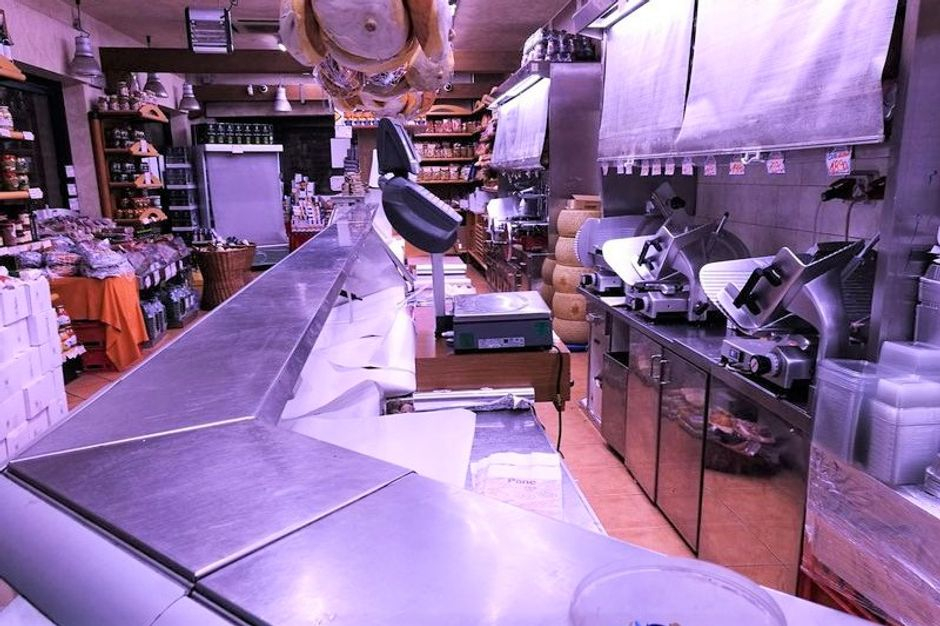 #5736 Cessione azienda dedita al commercio di prodotti alimentari in vendita - foto 9