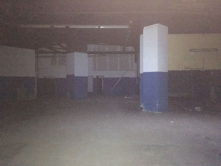 #5777 Supermercato con parcheggio e magazzini in vendita - foto 7