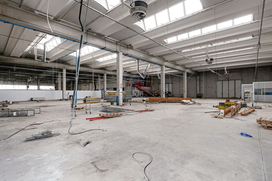 #5799 Capannone industriale con corte in vendita - foto 4