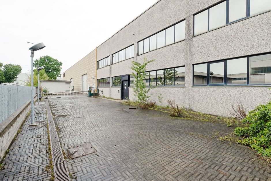 #5800 Capannone industriale con corte in vendita - foto 14
