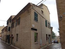 Portion of apartments in the historic center - Lot 596 (Auction 596)