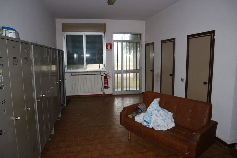 #6101 Capannone industriale con appartamento in vendita - foto 3