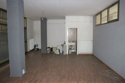 Shop on the ground floor in a large tertiary complex - Lot 6106 (Auction 6106)