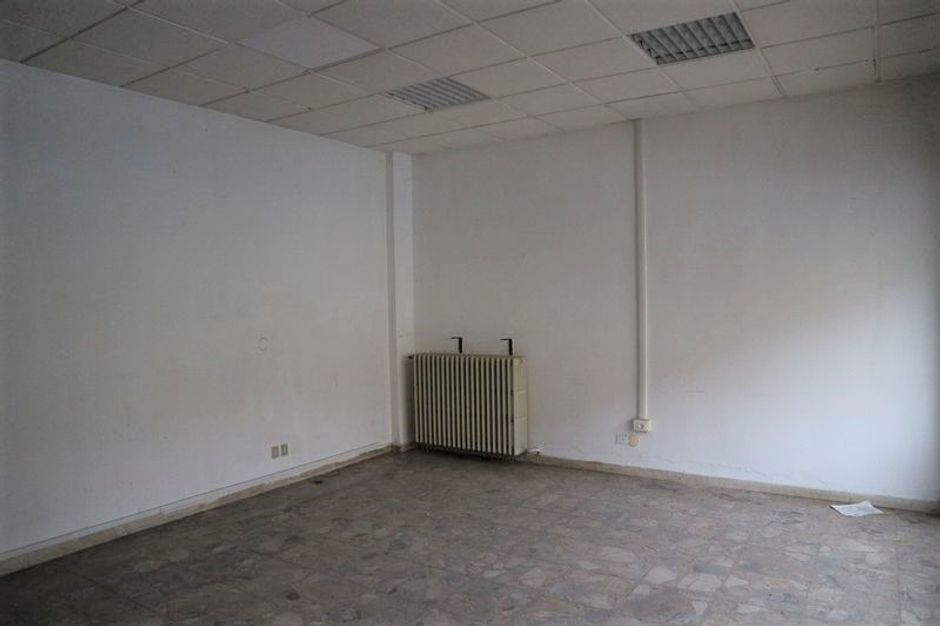 #6111 Negozio con sotto-negozio e cantina in vendita - foto 4