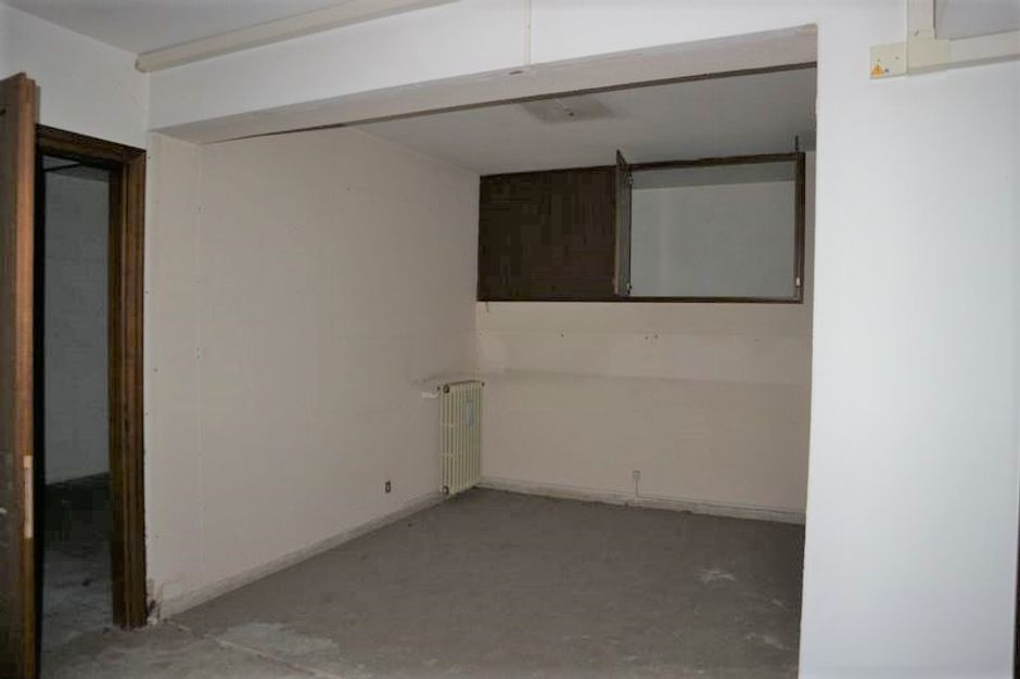 #6111 Negozio con sotto-negozio e cantina in vendita - foto 7