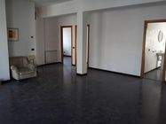 Immagine n0 - Appartamento al piano quarto con due posti auto (sub. 24) - Asta 6233