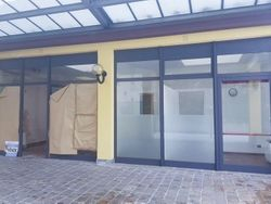Shop in gallery with underground warehouse - Lot 6360 (Auction 6360)