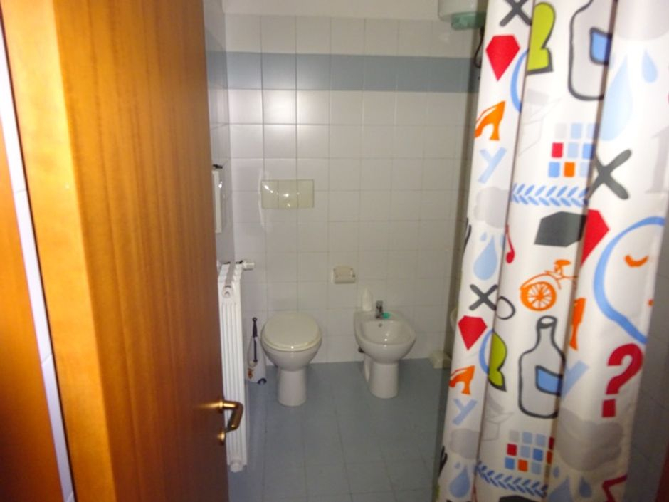 #6362 Negozio in complesso commerciale in vendita - foto 4