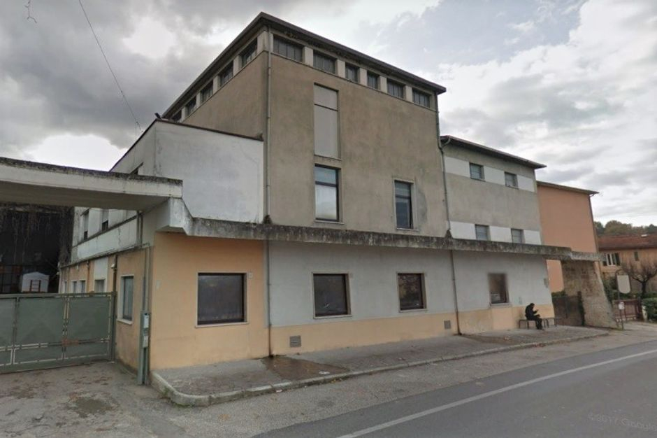 #6373 Opificio industriale con impianti e attrezzature in vendita - foto 1