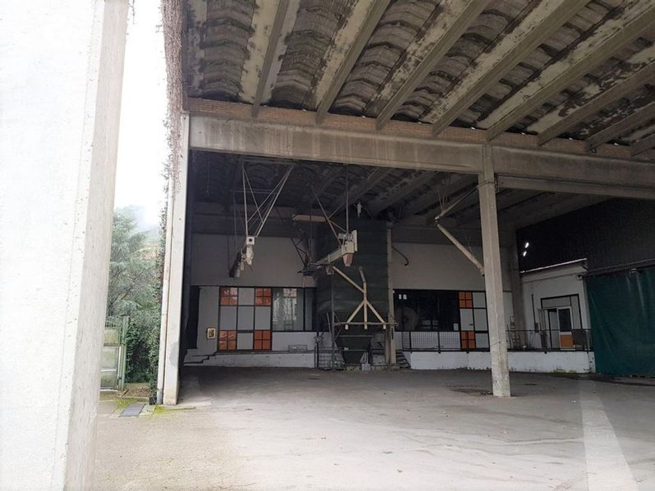 #6373 Opificio industriale con impianti e attrezzature in vendita - foto 2