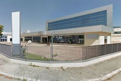 Directional complex with warehouses and furniture - Lote 6374 (Subasta 6374)