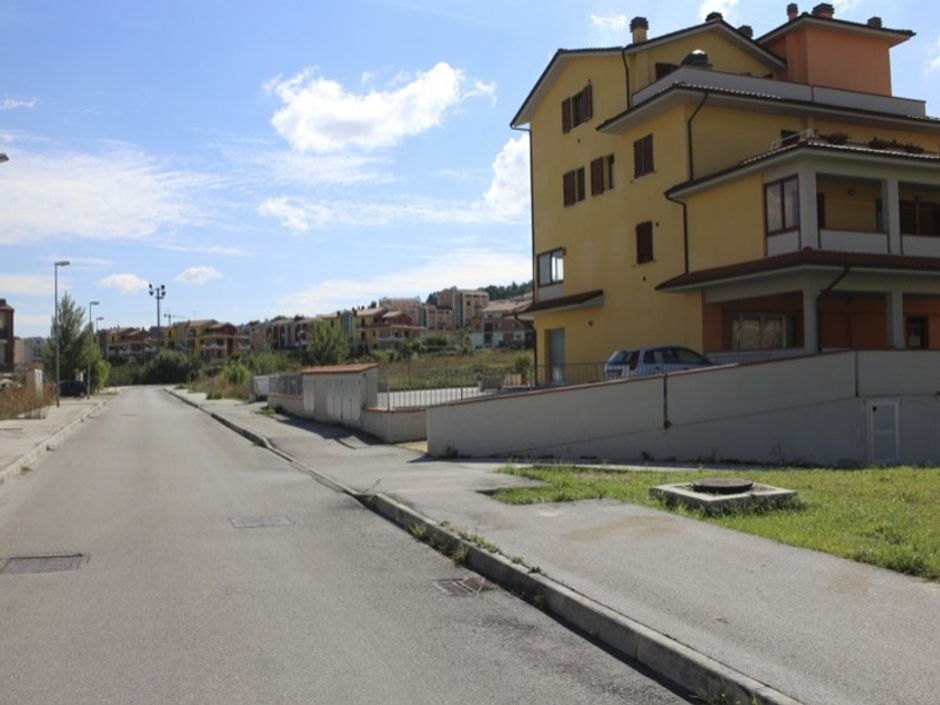 #641 Magazzino in autorimessa interrata in vendita - foto 5