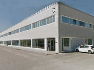 Immobili commerciali in vendita