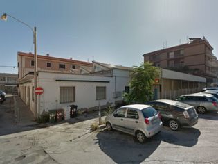 Capannoni artigianali in vendita