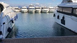 Boat dock C D T - Lote 6523 (Subasta 6523)