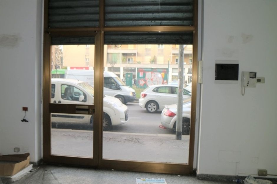 #6644 Locale commerciale (sub 68) al piano terra in vendita - foto 4
