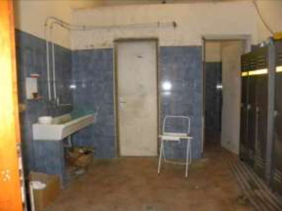 #671 Magazzini e deposito interrati in vendita - foto 4