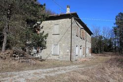 Rural building in the hills with land - Lot 6732 (Auction 6732)