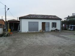Residential buildings in shares owned - Lot 6742 (Auction 6742)