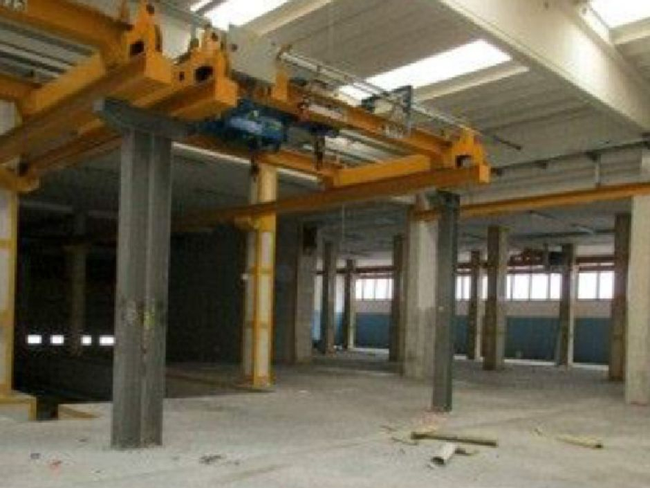 #6744 Capannone produttivo ex fonderia in vendita - foto 2