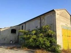 Land with warehouse and appliances - Lot 6774 (Auction 6774)