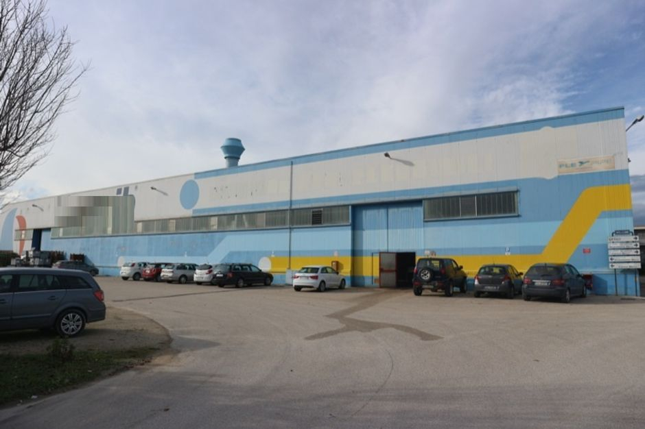 #6775 Capannone industriale con impianto fotovoltaico in vendita - foto 1