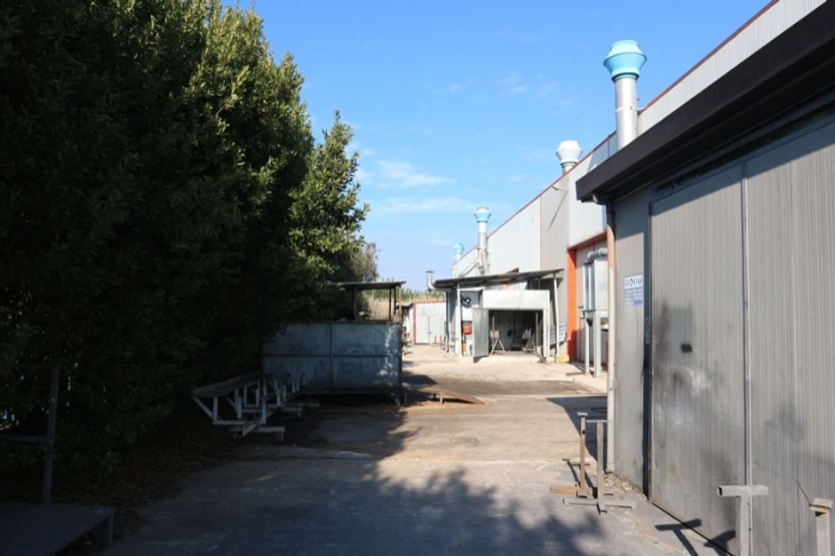 #6775 Capannone industriale con impianto fotovoltaico in vendita - foto 3