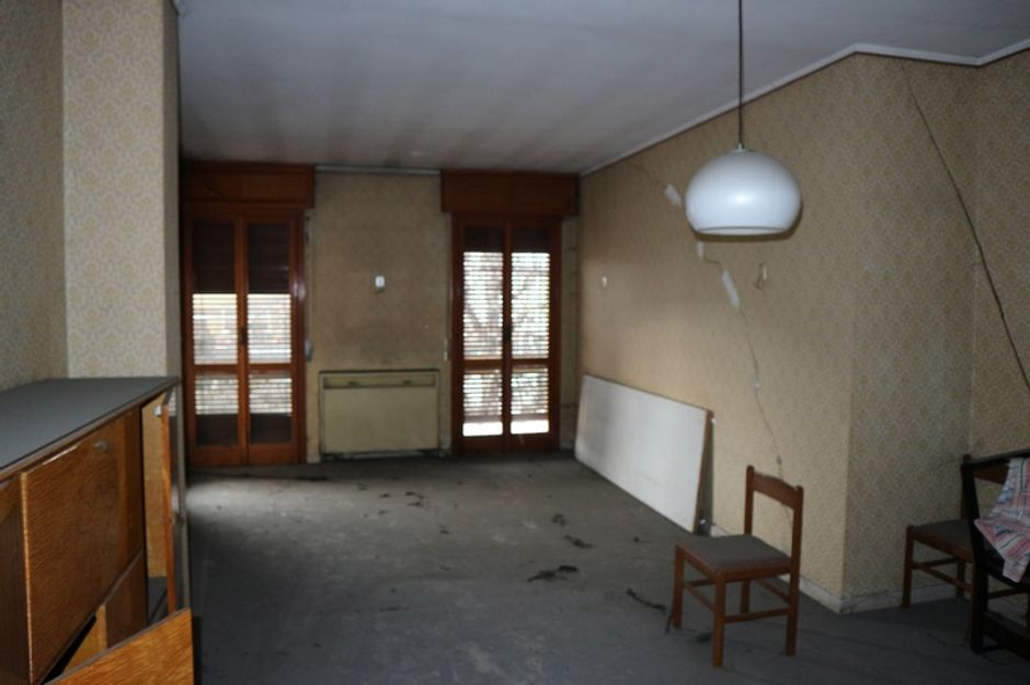 #6794 Palazzina con locali commerciali e appartamenti in vendita - foto 4