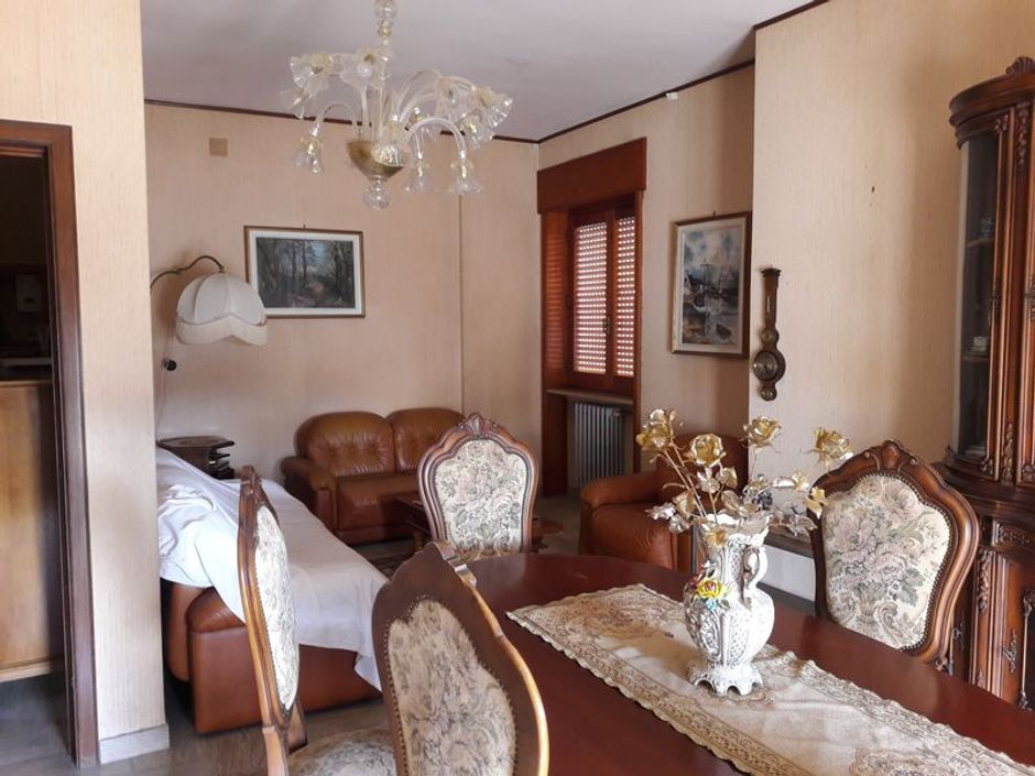 #6803 Negozio con appartamento e autorimessa in vendita - foto 5