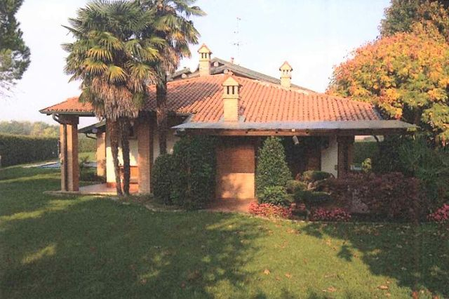 Ville in vendita