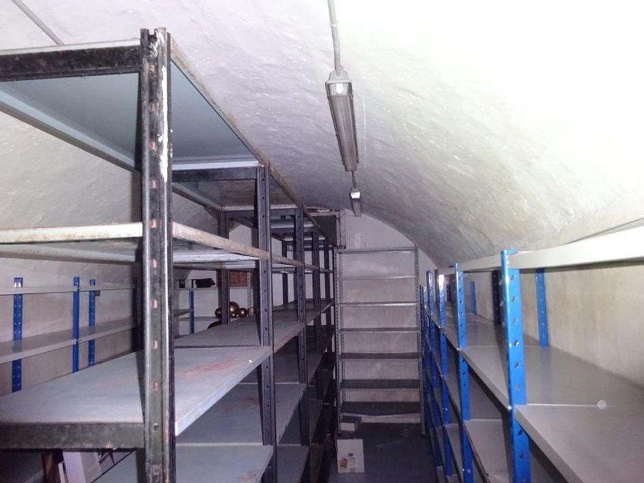 #6818 Negozio nel centro storico con magazzino e deposito in vendita - foto 7