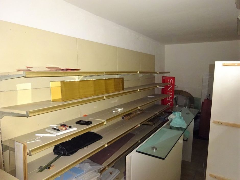 #6818 Negozio nel centro storico con magazzino e deposito in vendita - foto 10
