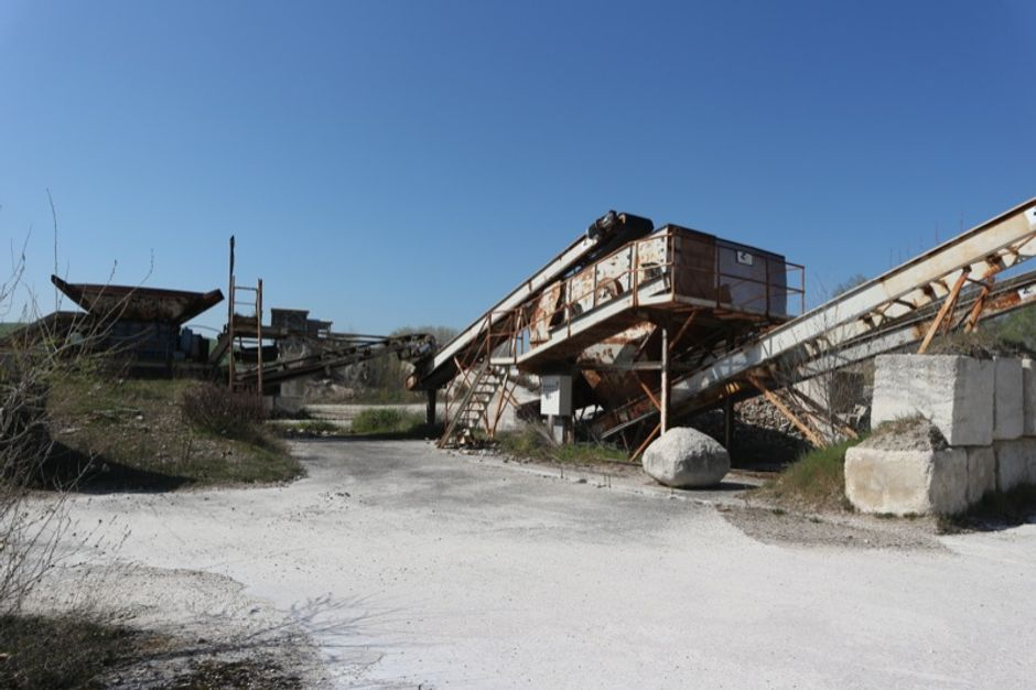 #6822 Cava di ghiaia con impianto produttivo in vendita - foto 3