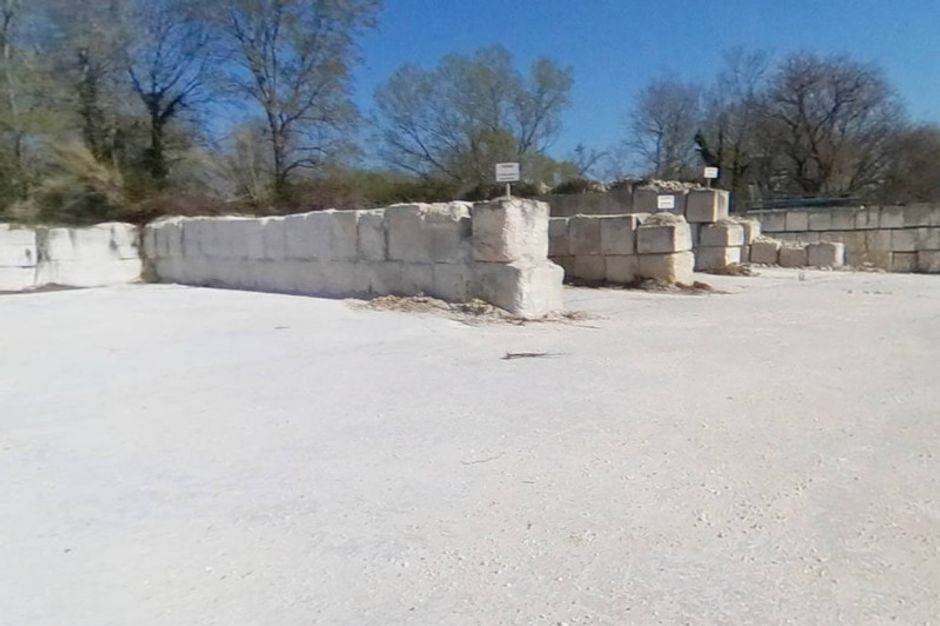 #6822 Cava di ghiaia con impianto produttivo in vendita - foto 8