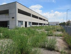 Industrial building on two levels - Lot 6855 (Auction 6855)