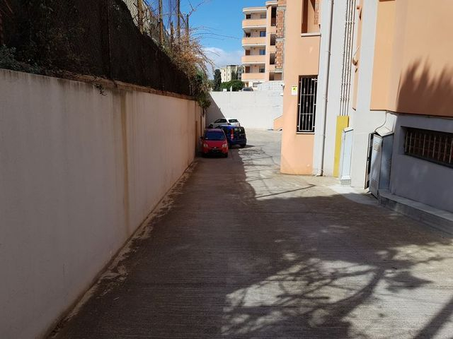 Posti auto in vendita
