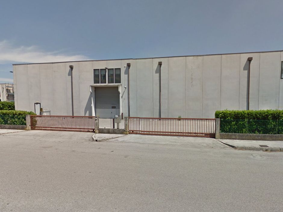 #6929 Complesso produttivo con annesso corpo uffici in vendita - foto 2