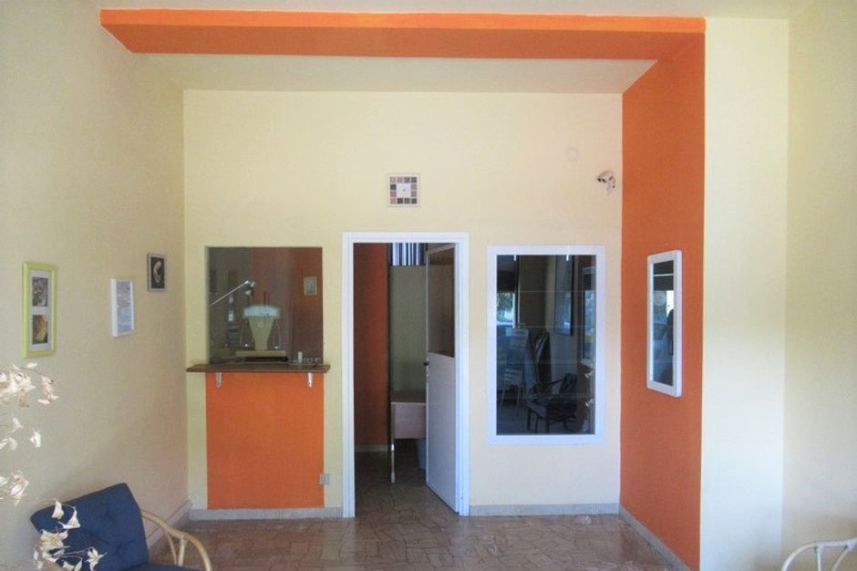 #6955 Bottega commerciale in palazzina residenziale in vendita - foto 2