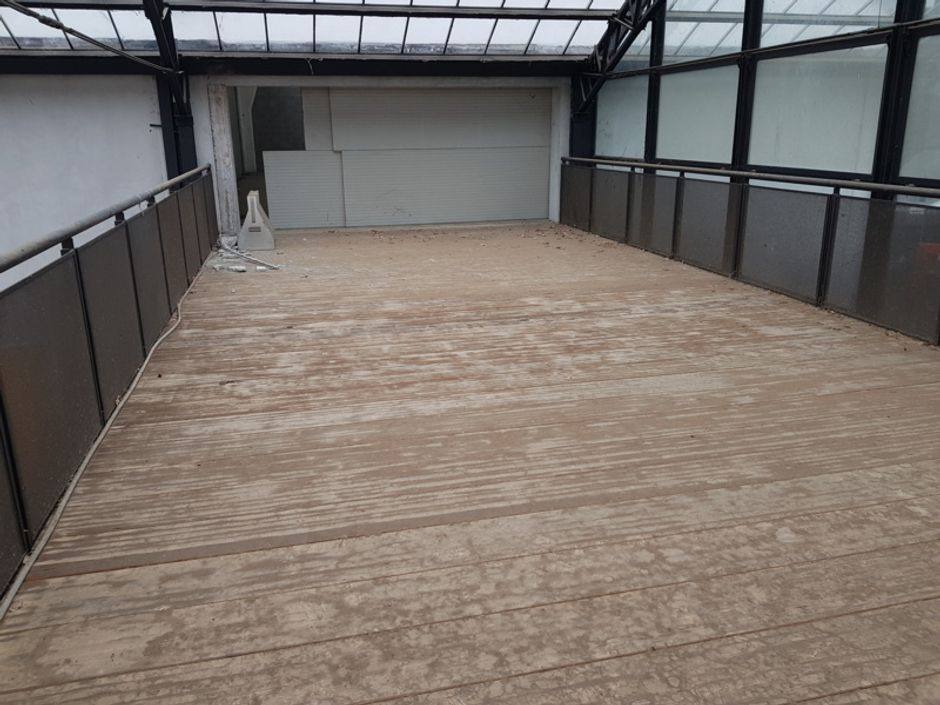 #7003 Ampi capannoni in complesso commerciale produttivo in vendita - foto 6