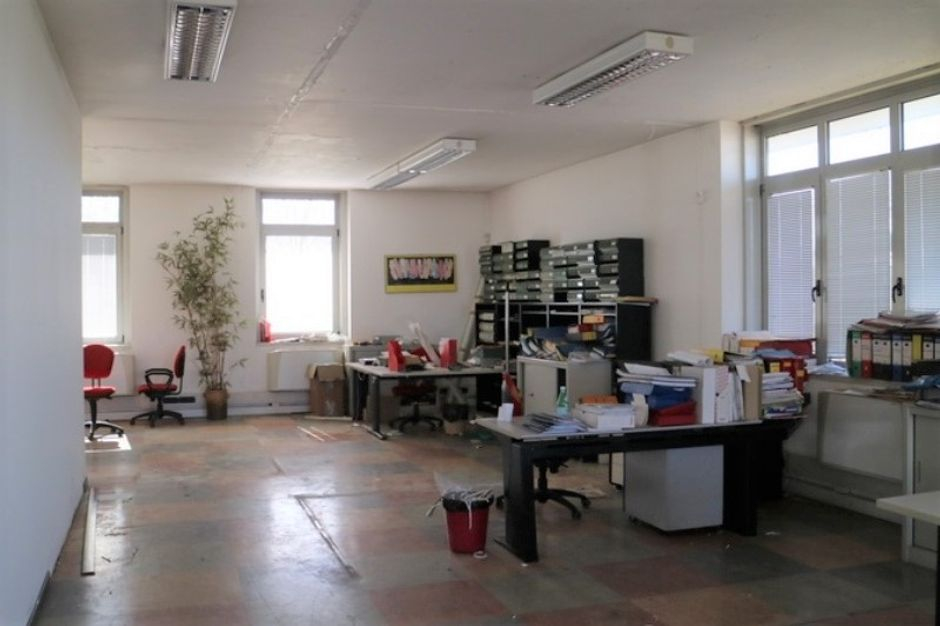#7006 Opificio artigianale con vasche di depurazione in vendita - foto 8